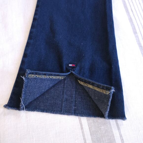 VTG 90s Y2K TOMMY HILFIGER Flare / Bellbottom Dark Wash Blue Jeans 29x30 - Picture 7 of 9